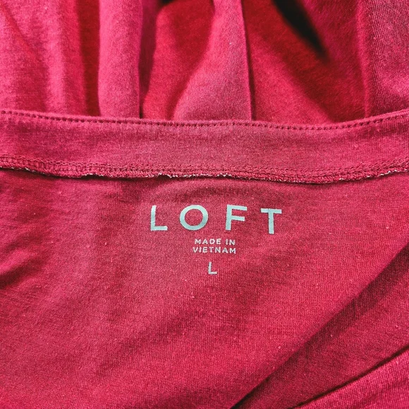 Loft Cranberry Ruffle Hem Long Sleeve T-Shirt Top Blouse Woman's Large - Picture 2 of 11